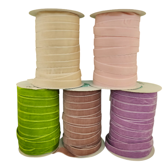 Стрічка оксамитова 1,5 см