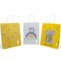 Пакет паперовий з малюнком ( тонкий) 16*22*8 см