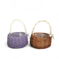 Корзина  с ажурной лентой